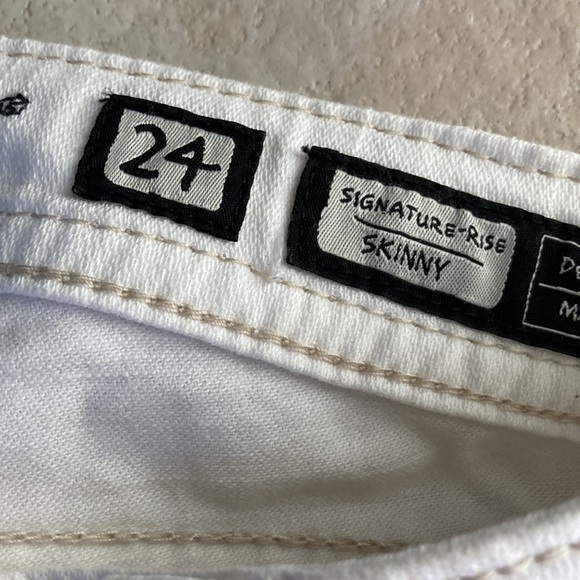 Miss Me White Skinny Jeans - Picture 5 of 7